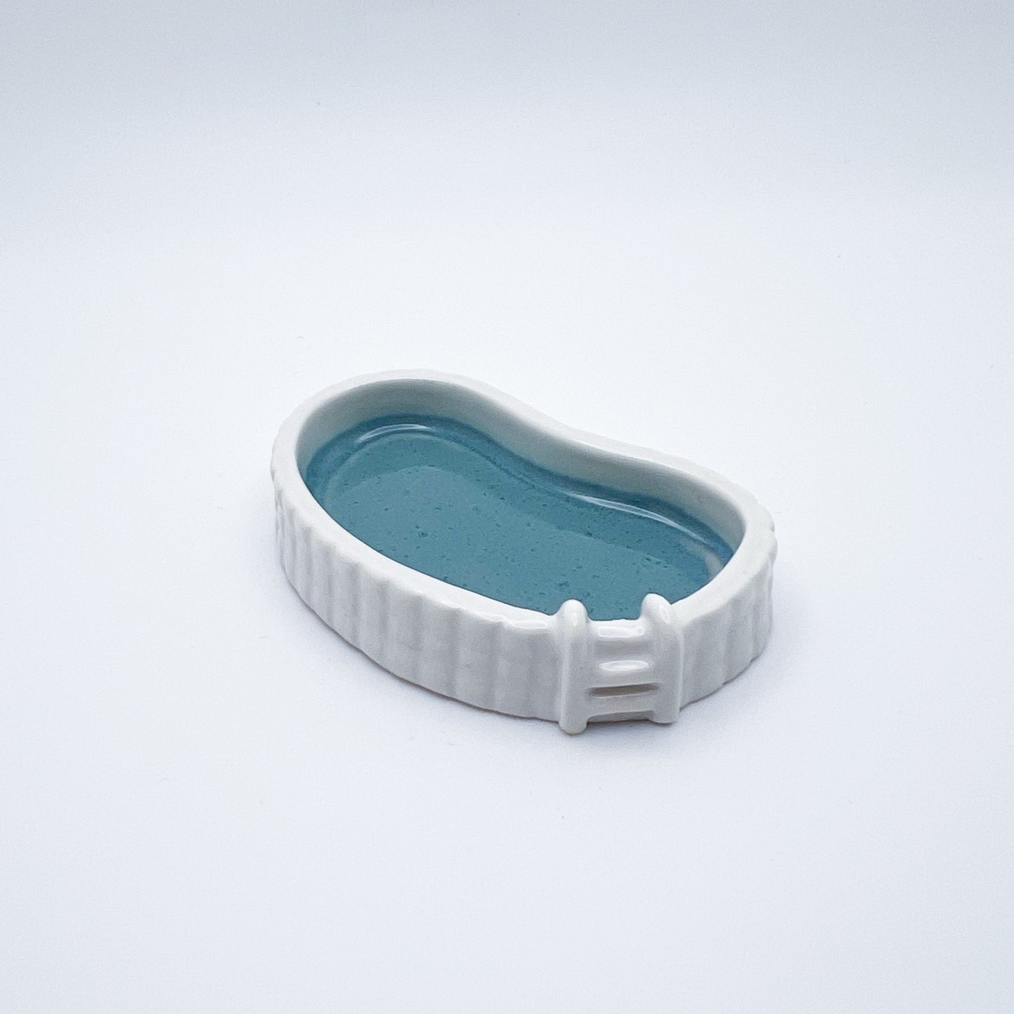 MINI KIDNEY POOL TRINKET DISH - WHITE