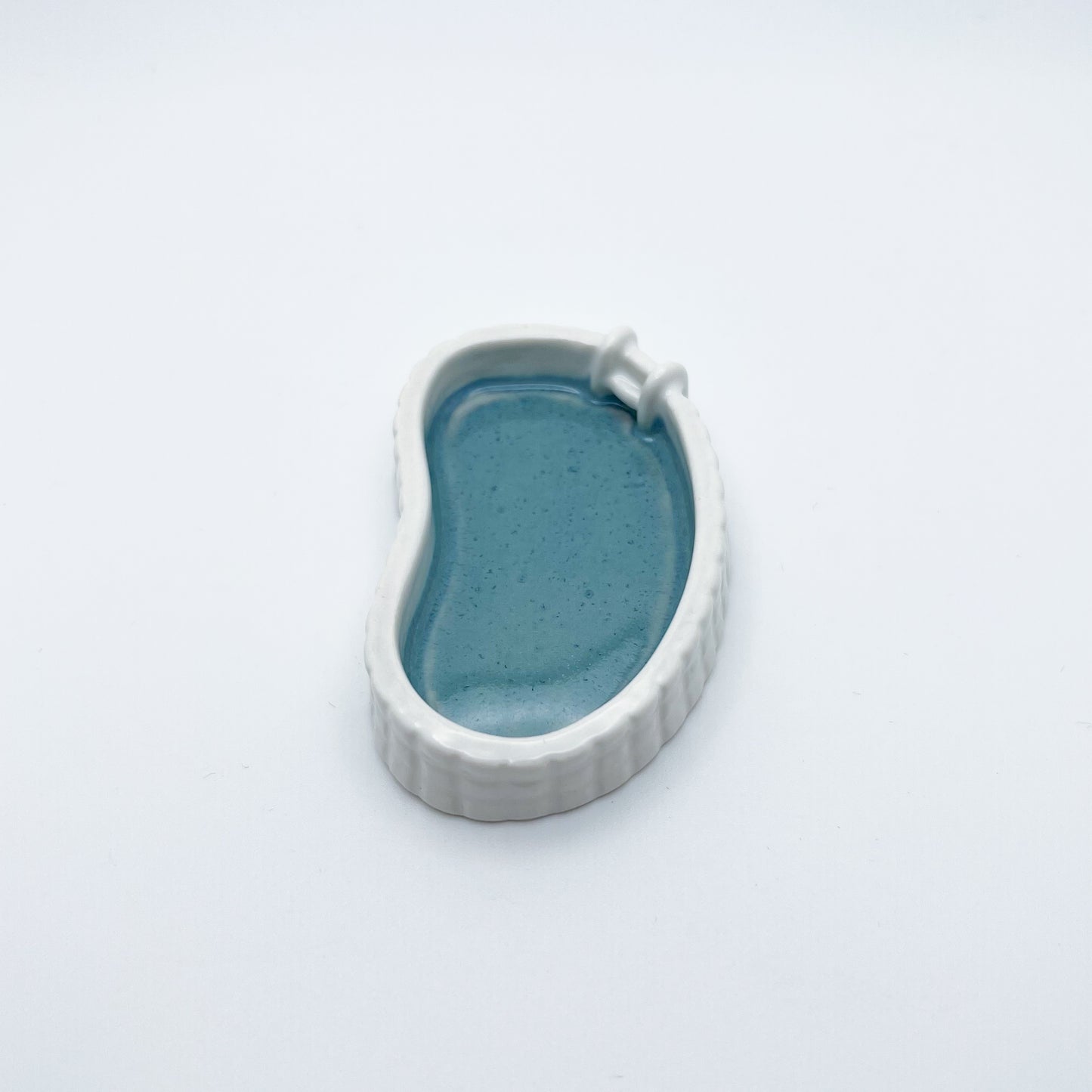 MINI KIDNEY POOL TRINKET DISH - WHITE